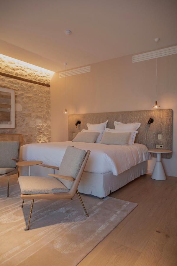 Double Room,1480216370:JPEG